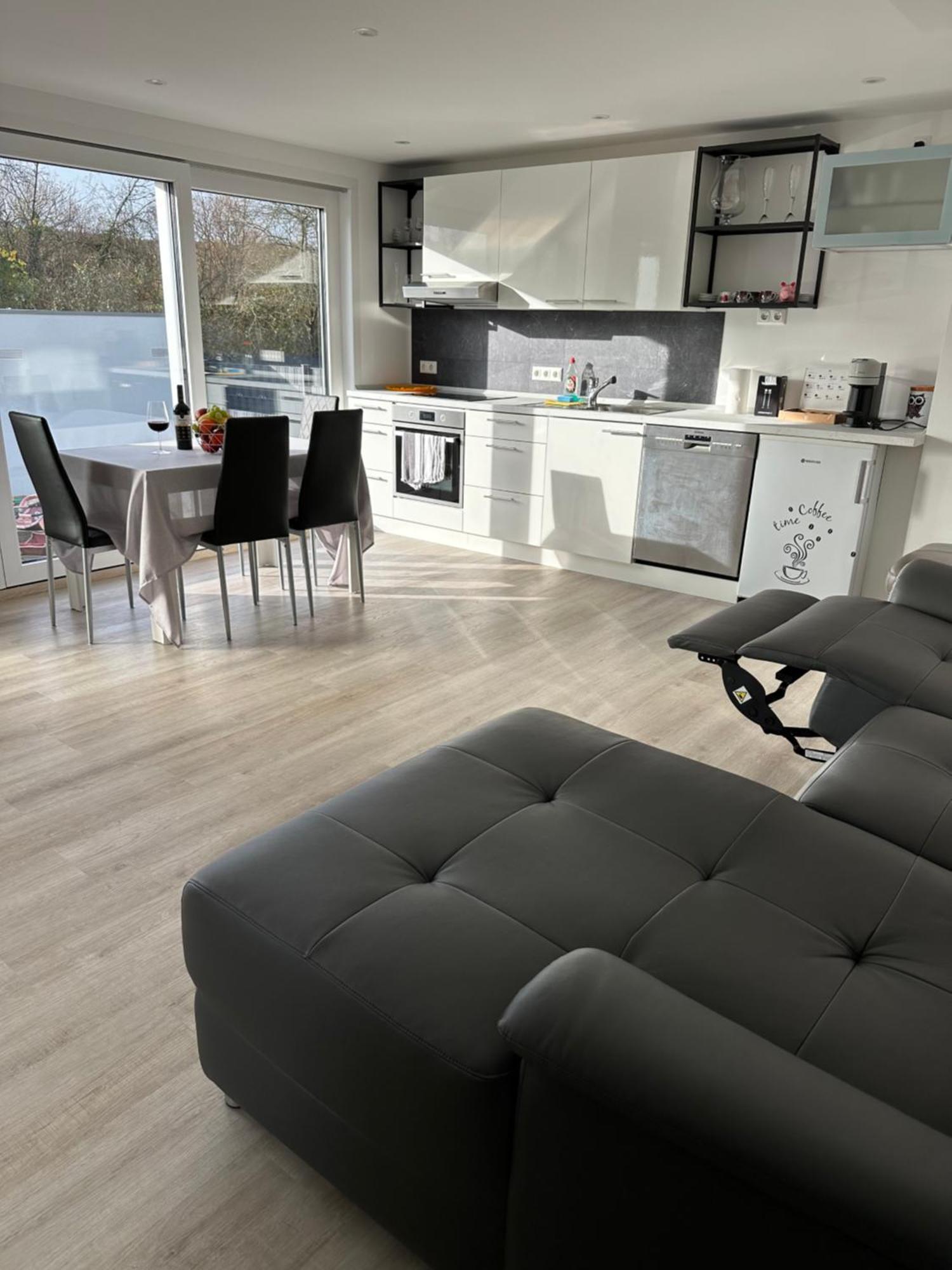 Ferienwohnung Gaestehaus Merzig Neubau Esterno foto