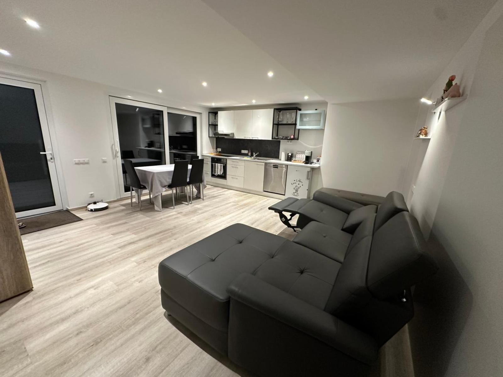 Ferienwohnung Gaestehaus Merzig Neubau Esterno foto