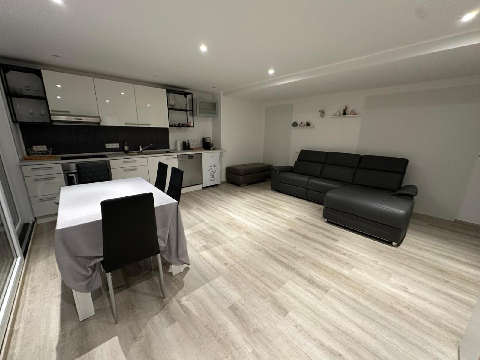 Ferienwohnung Gaestehaus Merzig Neubau Esterno foto